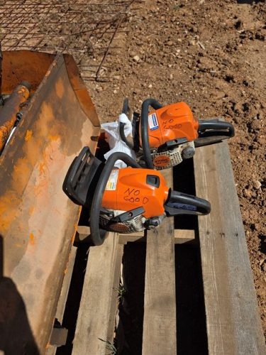 CHAINSAWS