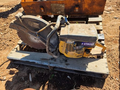 CONCRETE CUTTER