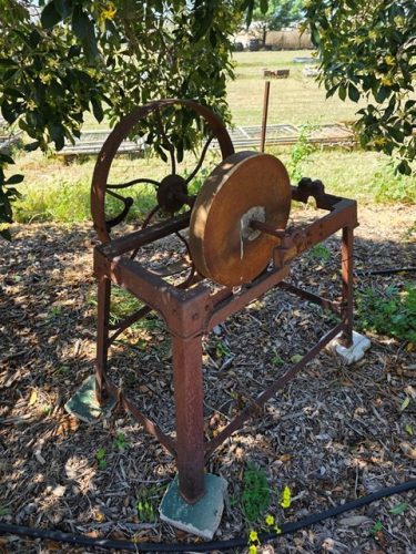 GARDEN ART (10)