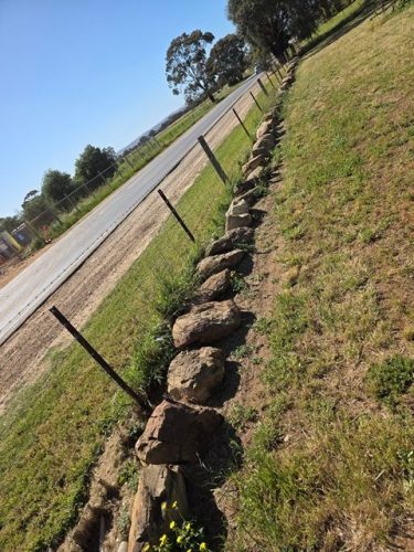 GARDEN ROCKS