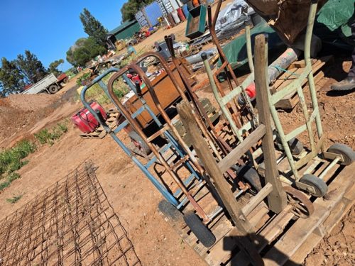 SACK TRUCKS
