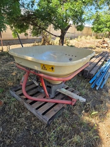 SUPER SPREADER